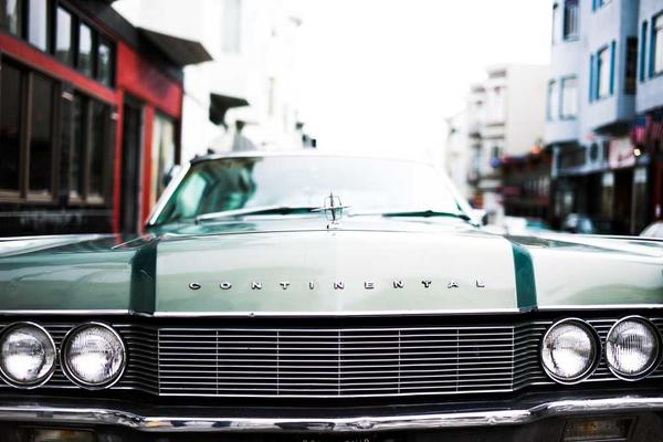 品牌策略与设计